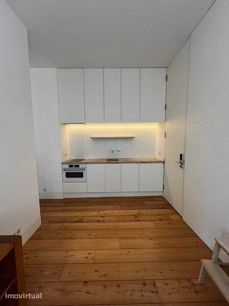 T0 Chiado arrendamento - Grande imagem: 2/8