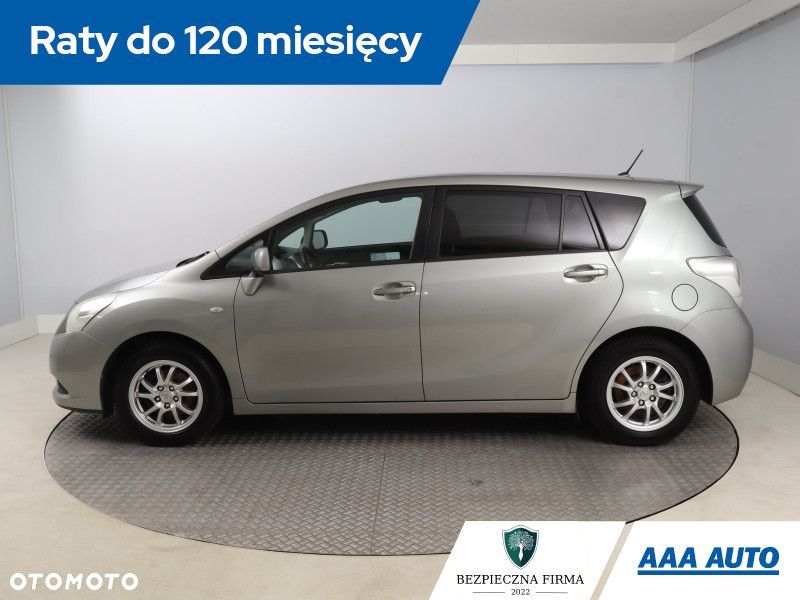 Toyota Verso - 4
