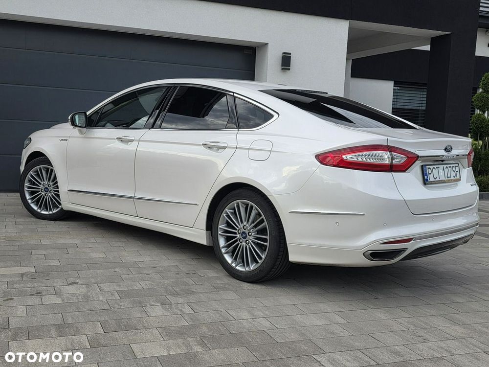 Ford Mondeo 2.0 Hybrid Vignale - 32