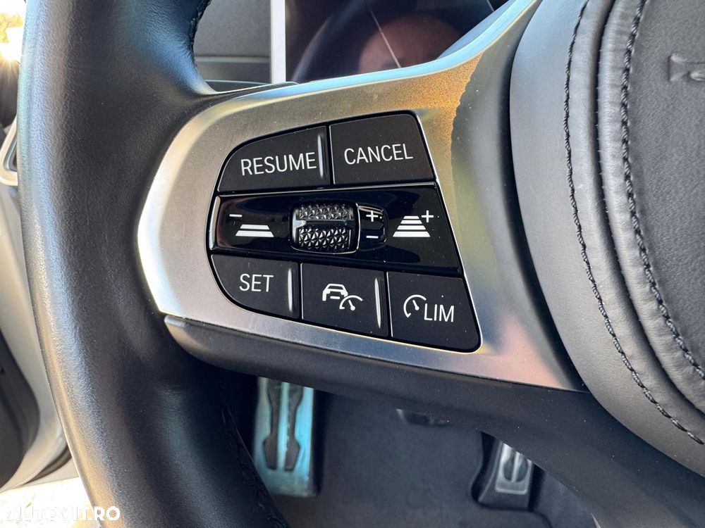 BMW i4 eDrive40 - 16