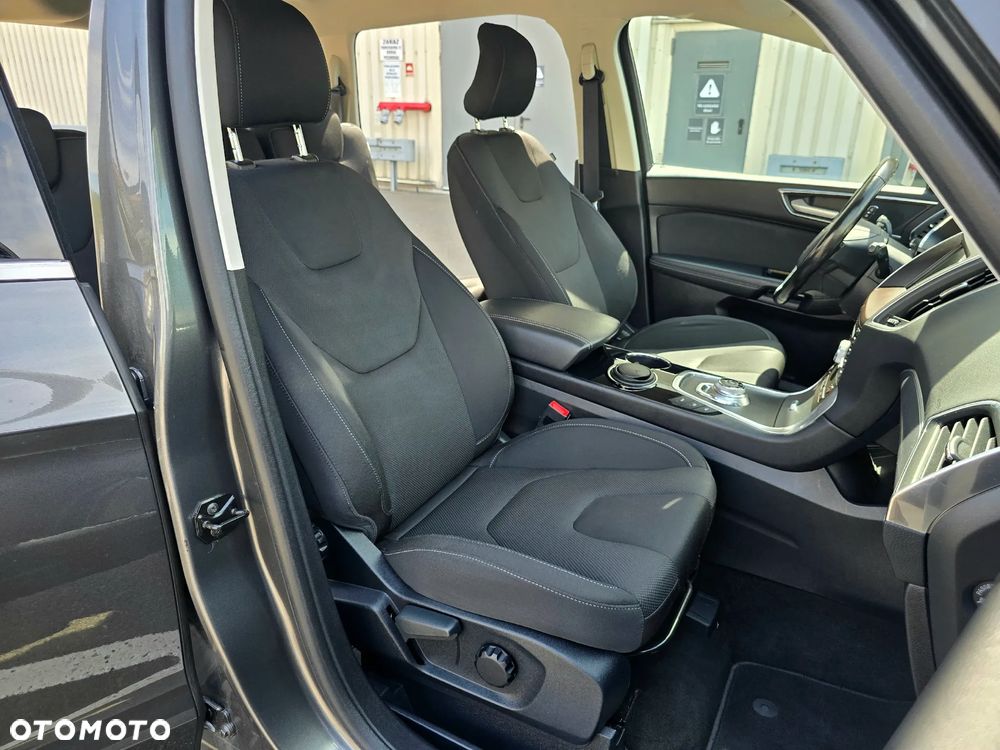 Ford S-Max 2.0 EcoBlue Titanium - 23