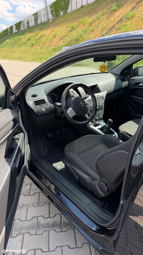Opel Astra 1.4 - 9