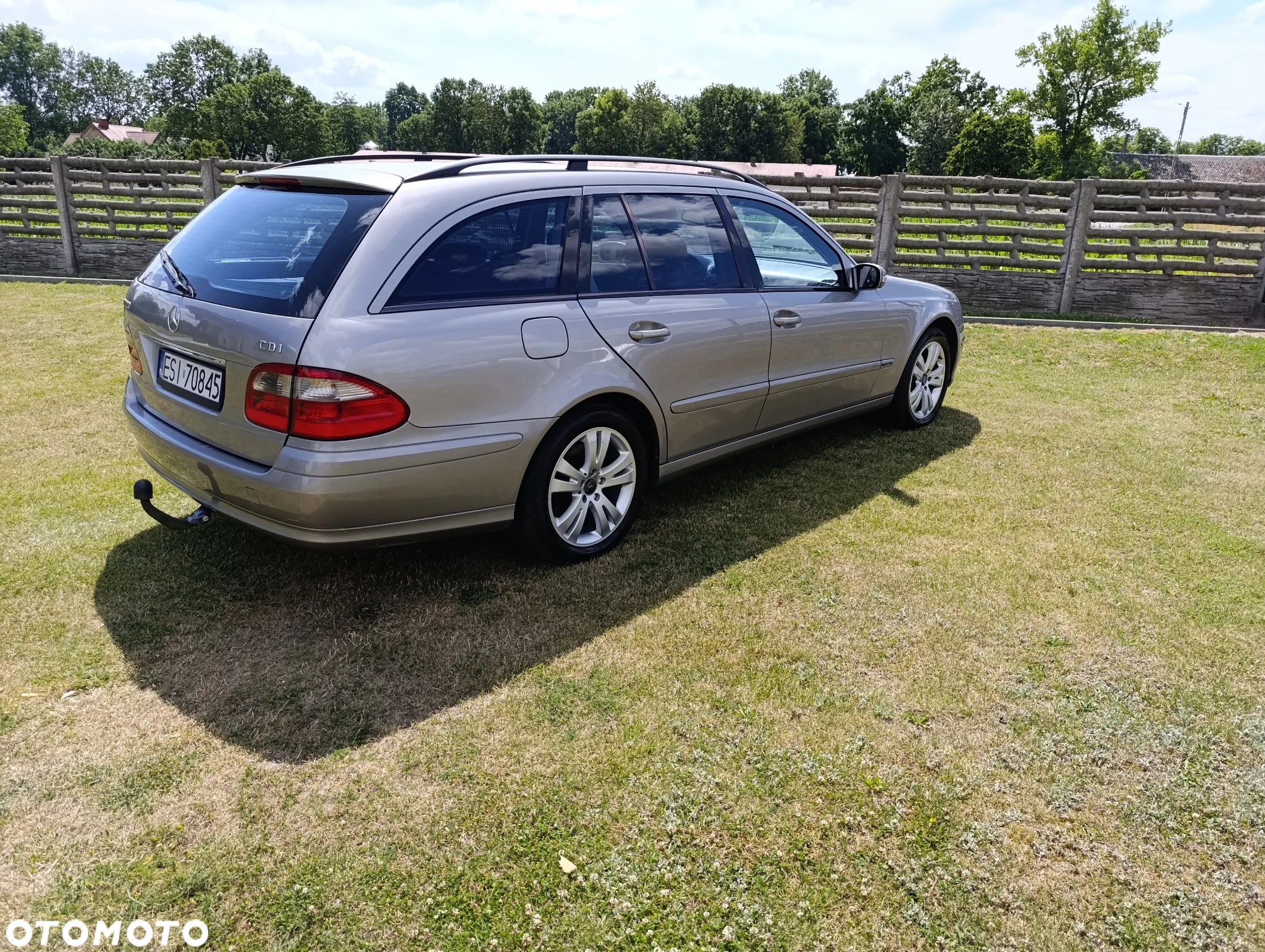 Mercedes-Benz Klasa E 220 T CDI Automatik Classic - 4