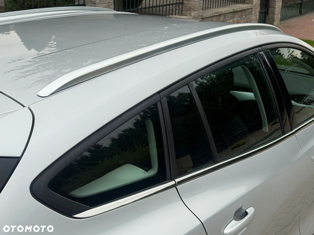 Ford Focus 1.0 EcoBoost Hybrid COOL&CONNECT DESIGN - 18