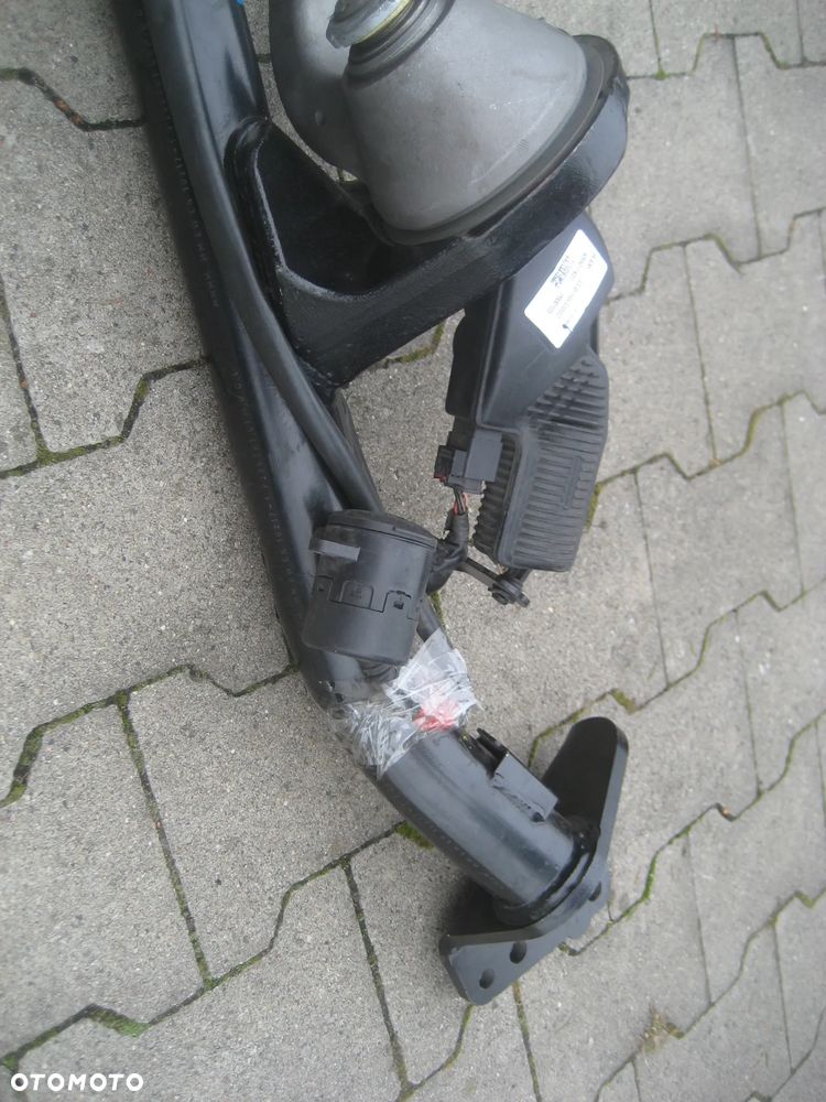 mercedes 247 x247 b klasa hak holowniczy elektryczny 333816633002 - 10