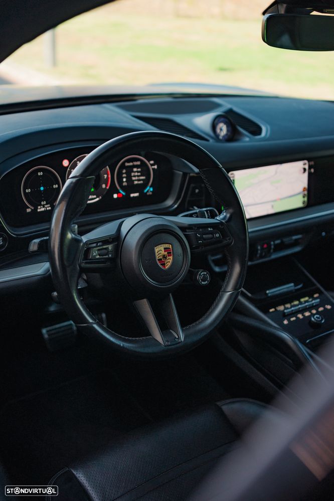 Porsche Cayenne — fotografia 8