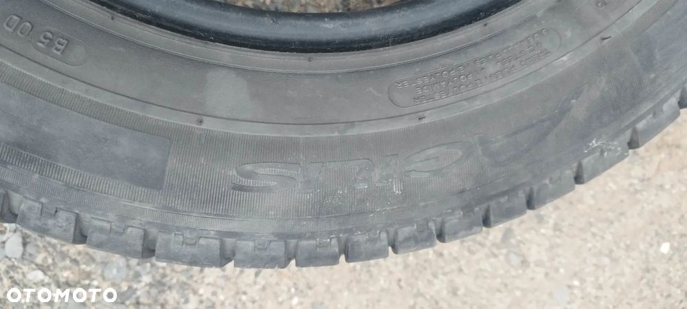 215/65/16 c michelin agilis - 3