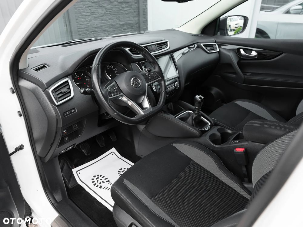 Nissan Qashqai 1.5 dCi N-Connecta - 14