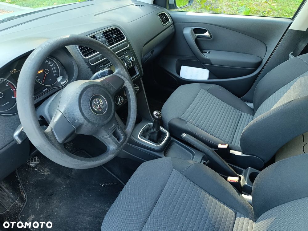 Volkswagen Polo - 9