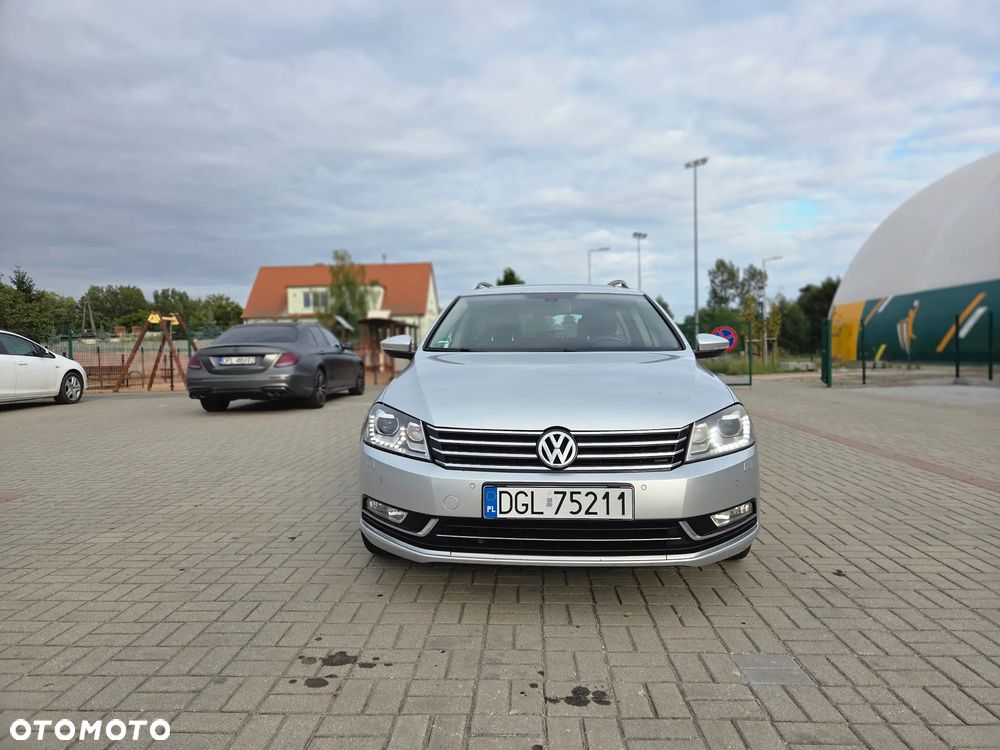 Volkswagen Passat 2.0 TDI DPF Highline DSG - 2