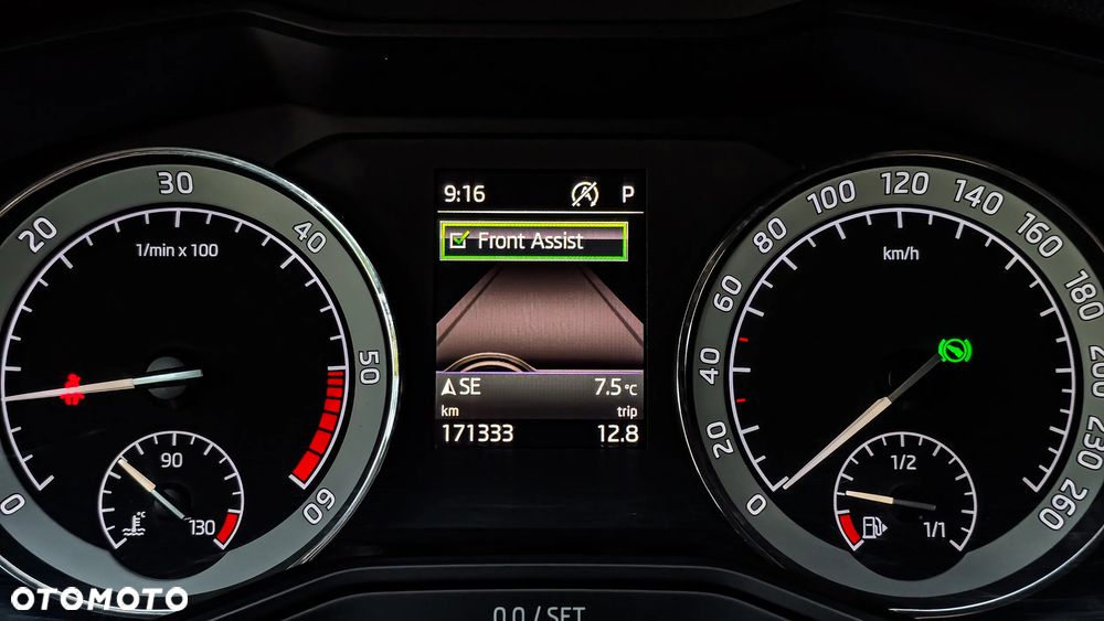Skoda Superb 2.0 TDI 4x4 DSG Sportline - 23