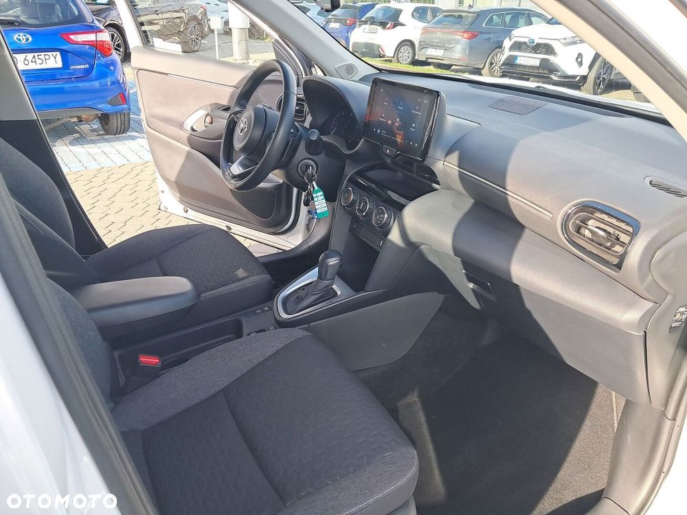 Toyota Yaris Cross 1.5 Comfort CVT - 24
