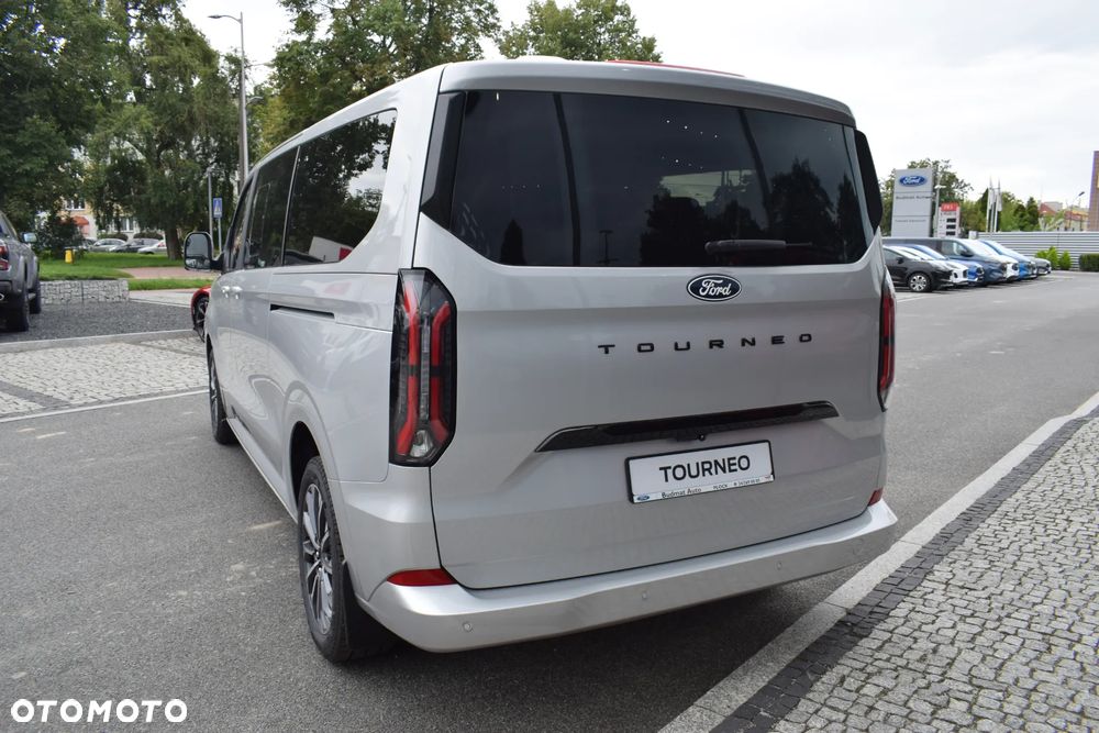 Ford Tourneo Custom 2.0 EcoBlue 320 L2 Titanium - 5