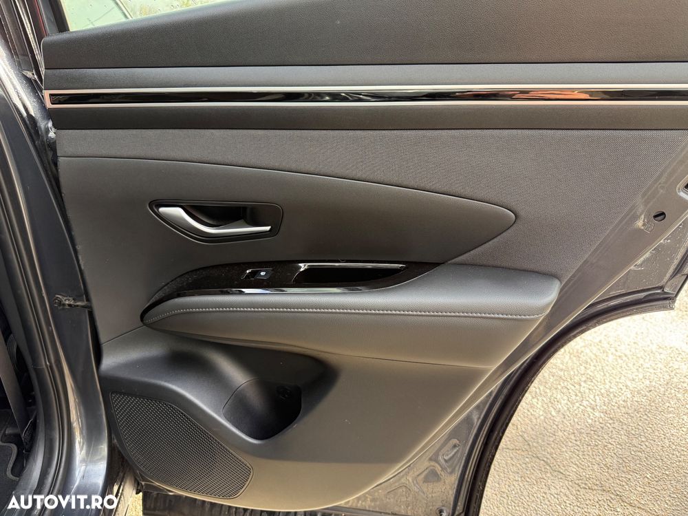 Hyundai Tucson 1.6 T-GDi Plug-in-Hybrid 4WD Prime - 12