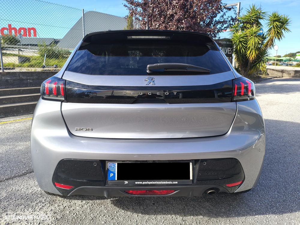 Peugeot 208 2021 photo 3