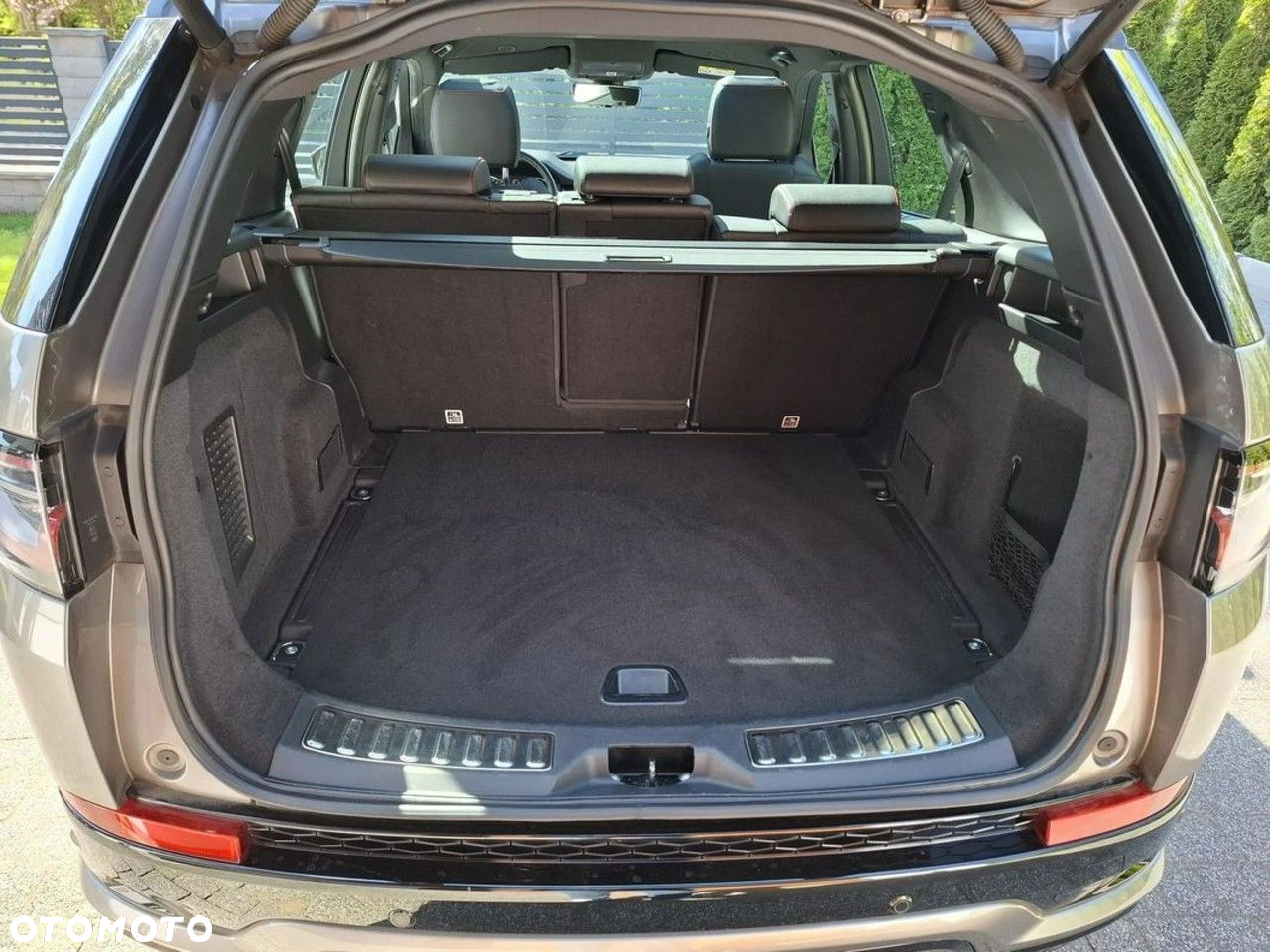 Land Rover Discovery Sport D200 Dynamic HSE - 29