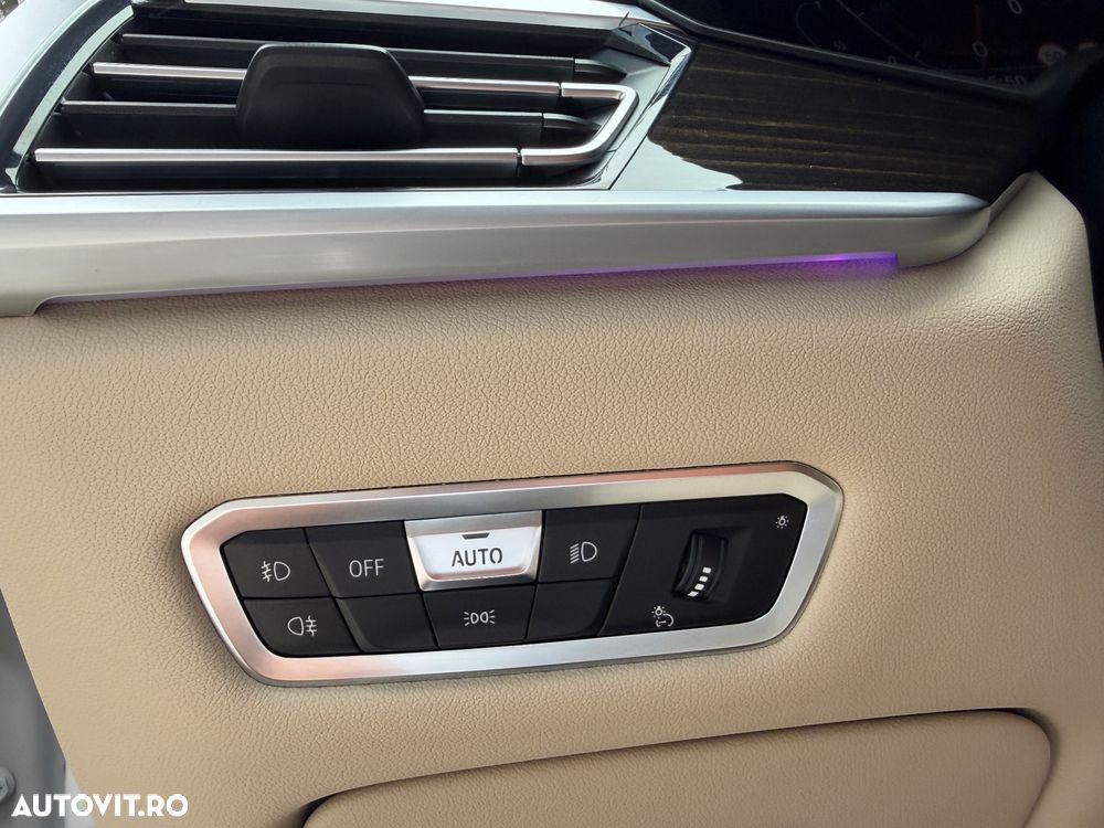 BMW X7 xDrive40d - 39