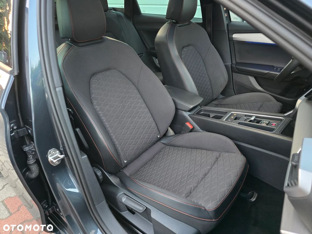 Seat Leon Sportstourer 2.0 TDI DSG FR - 25