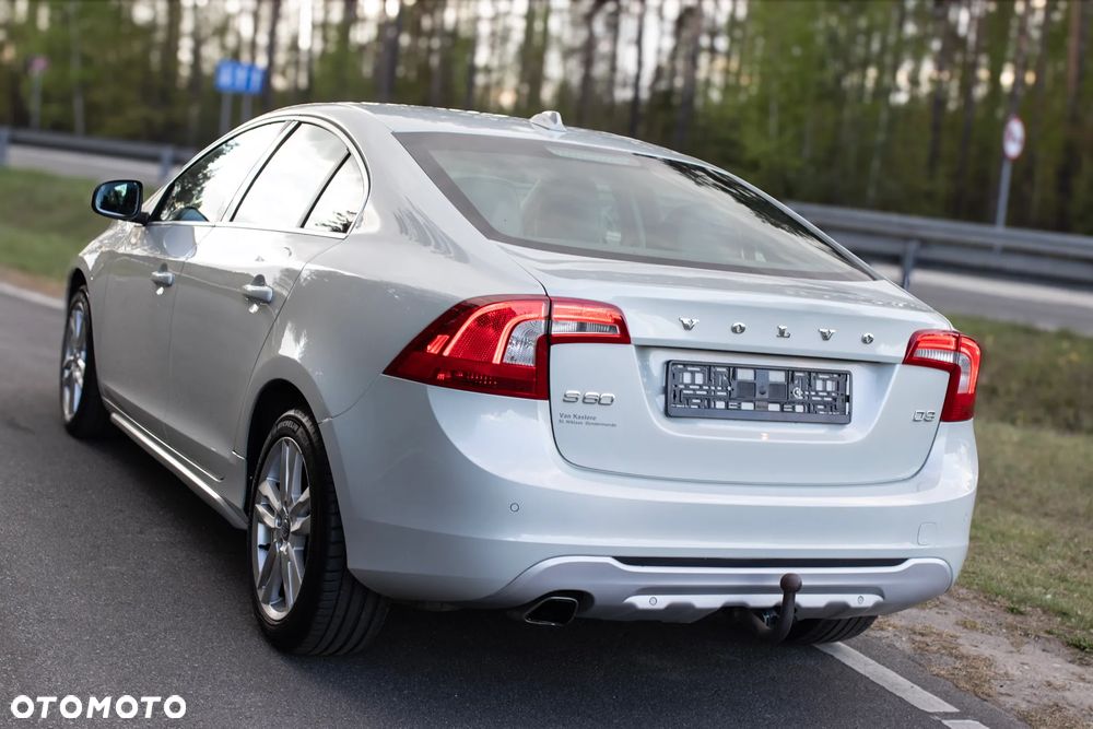 Volvo S60 D3 Momentum - 17