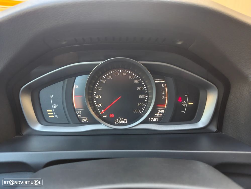 Volvo V60 Cross Country 2.0 D4 Momentum - 12
