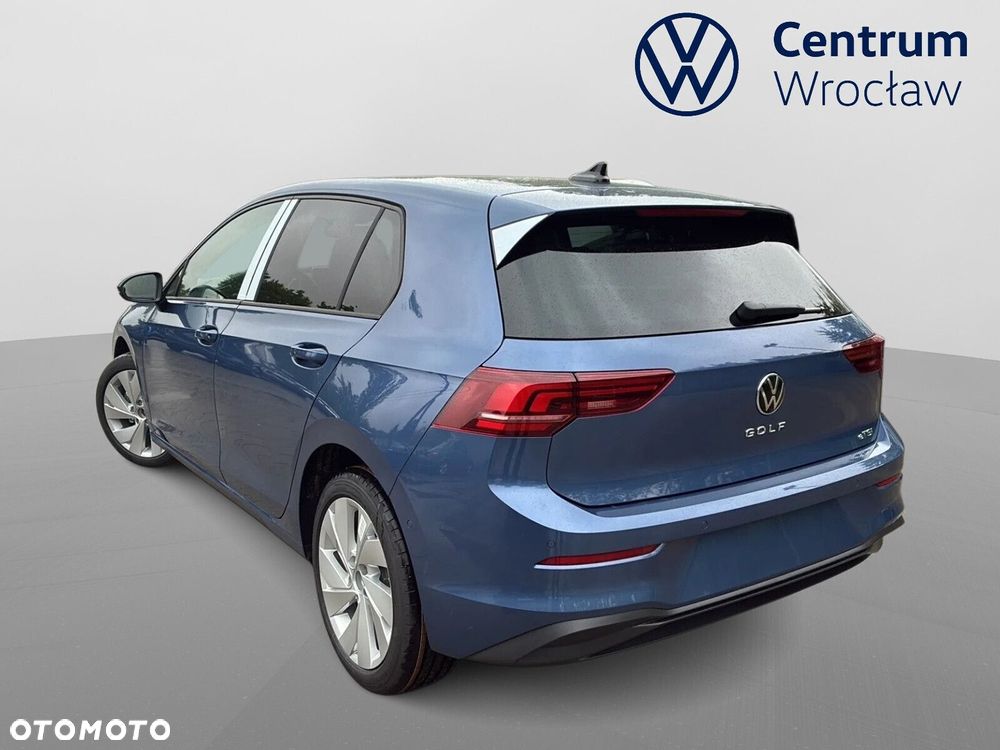Volkswagen Golf - 11