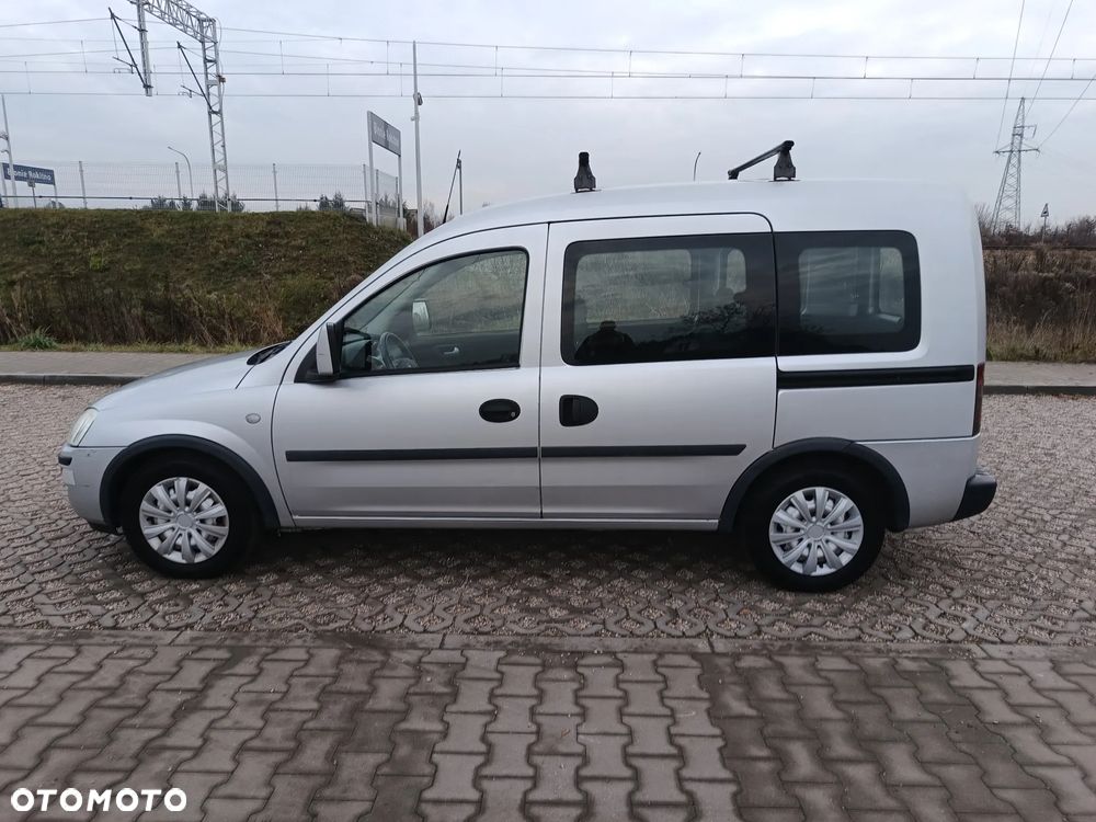 Opel Combo Tour - 12