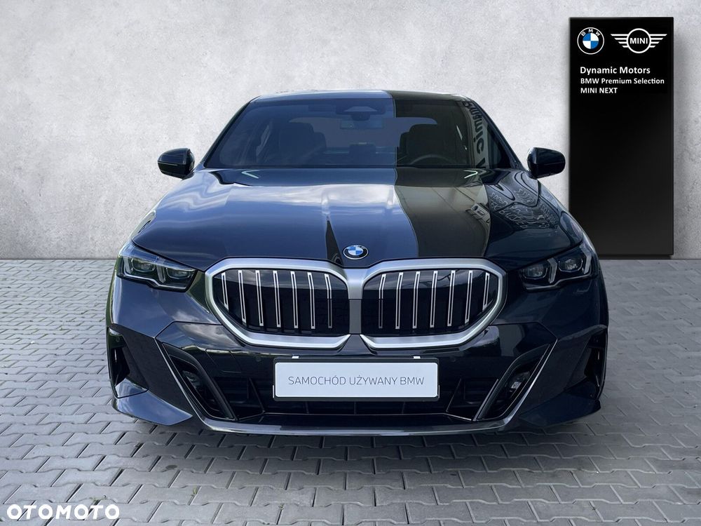 BMW Seria 5 520d xDrive mHEV M Sport - 8