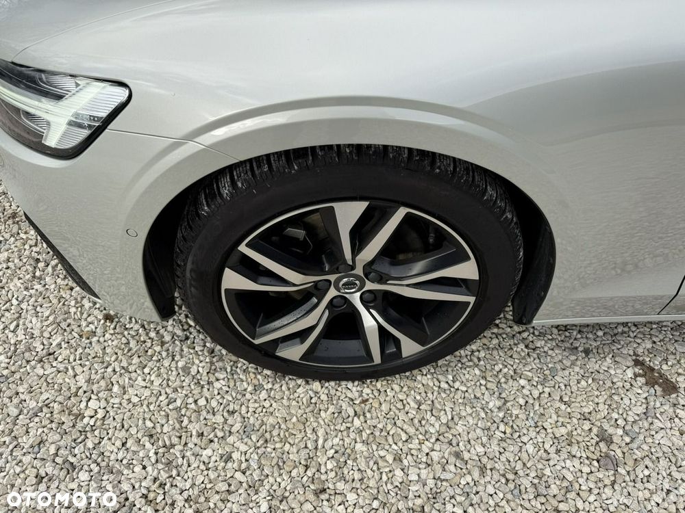 Volvo S60 B4 B R-Design - 13