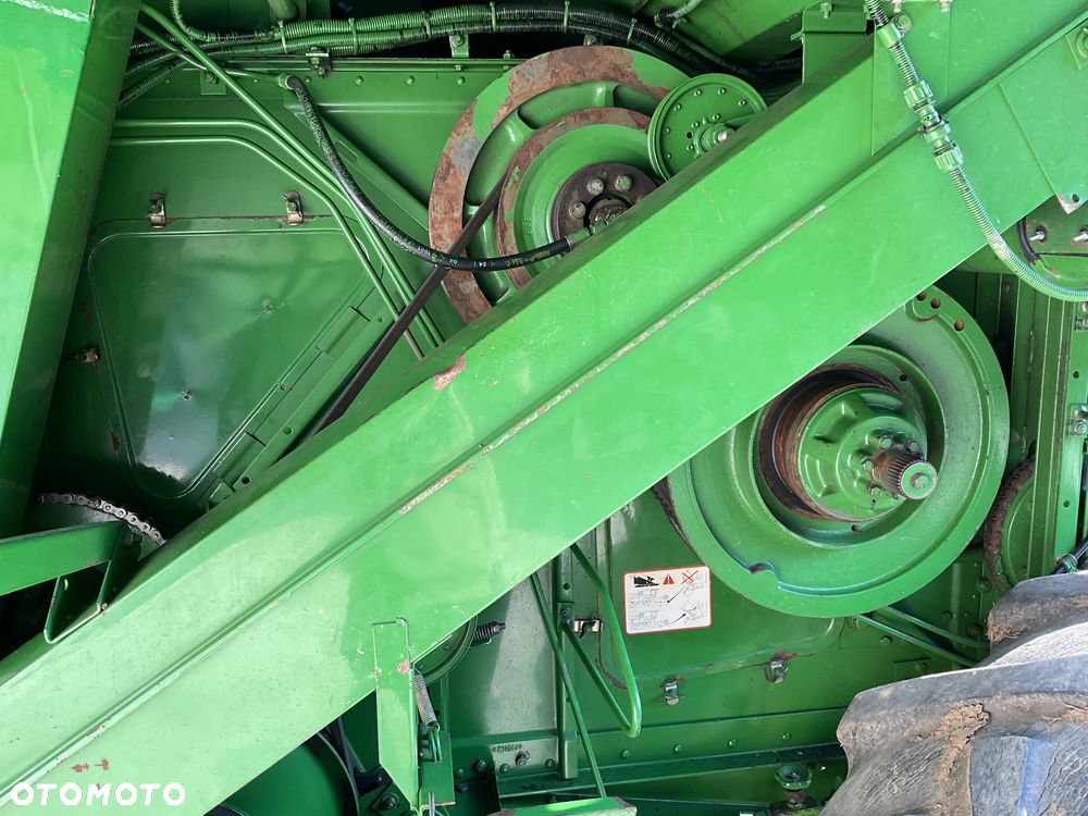 John Deere 1177 - 11