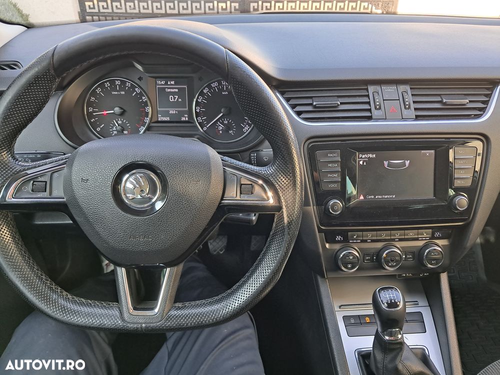 Skoda Octavia 2.0 TDI Style - 10