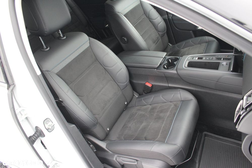 Citroën C5 Aircross 1.5 BlueHDi Shine EAT8 - 8
