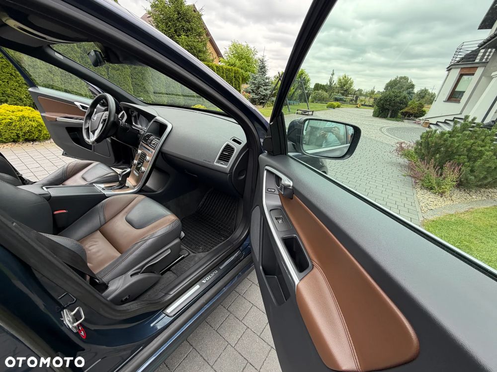 Volvo XC 60 D4 Drive-E Summum - 32