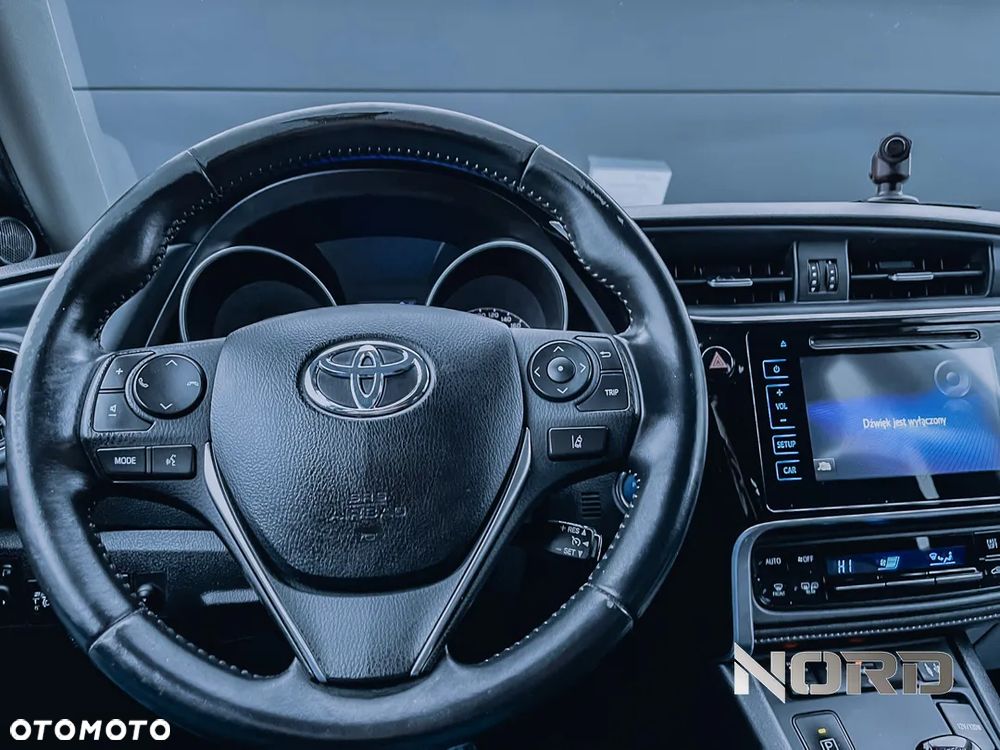 Toyota Auris 1.8 HSD Prestige - 15