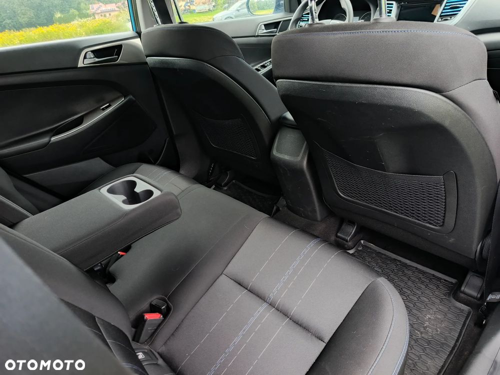 Hyundai Tucson 1.7 CRDI BlueDrive Style 2WD - 21