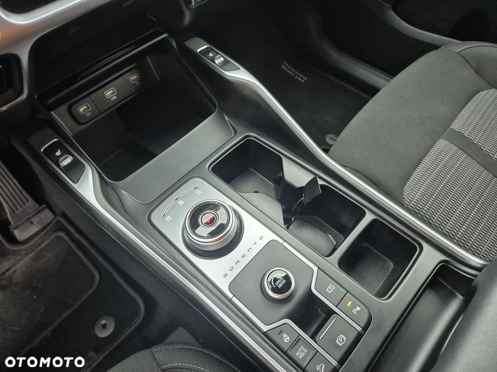 Kia Sorento - 15