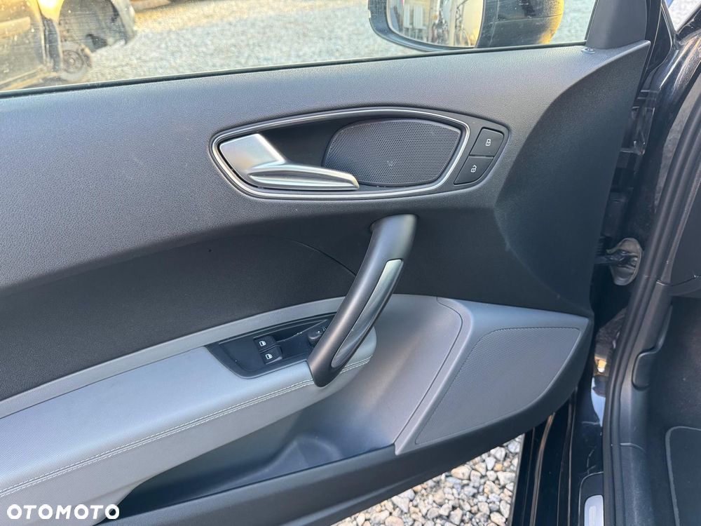 Audi A1 3-drzwiowe 1.4 TFSI S tronic S line edition m S line Sportpaket - 16