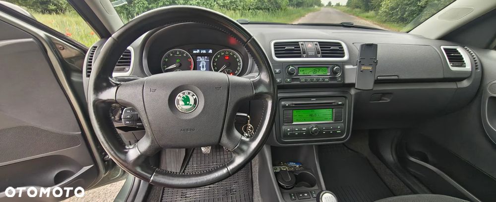 Skoda Roomster 1.6 16V - 19