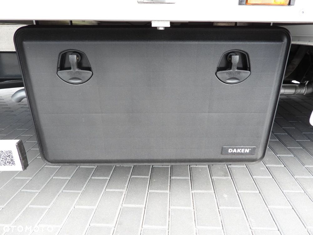 Iveco DAILY 35S18 PLANDEKA 10 PALET WEBASTO TEMPOMAT NAWIGACJA LEDY KLIMATYZACJA  180KM - 25
