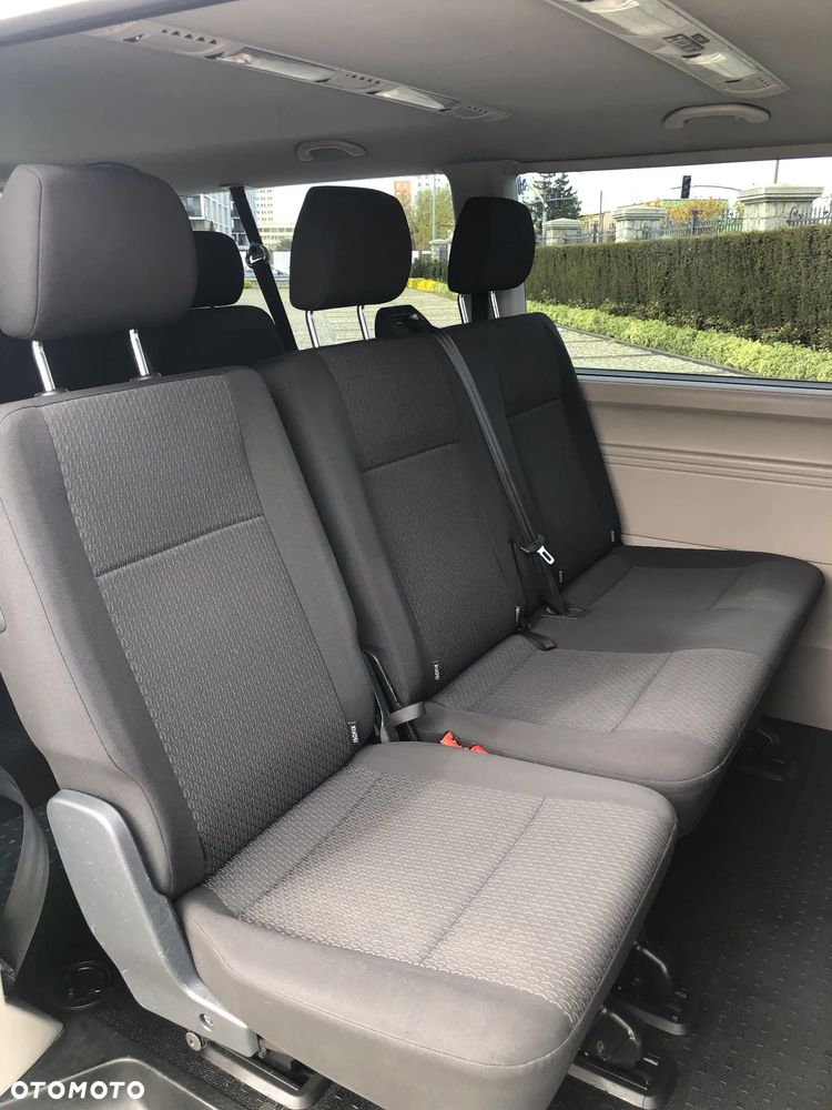 Volkswagen Caravelle - 27