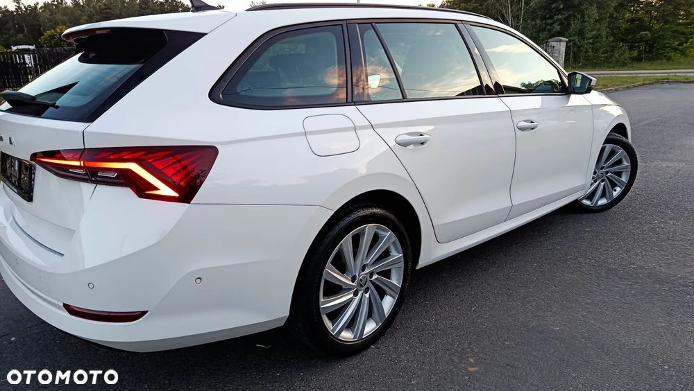 Skoda Octavia 1.5 TSI Exclusive - 4