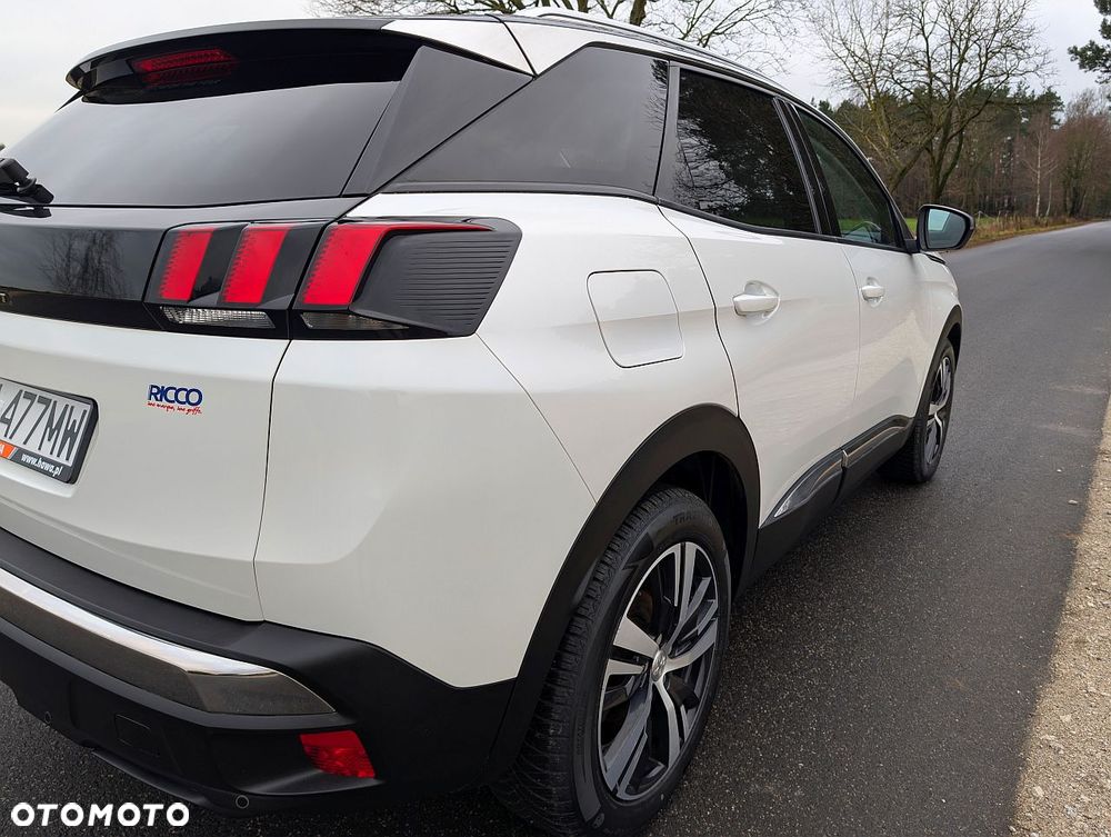 Peugeot 3008 PureTech 130 Stop & Start GPF Allure - 11