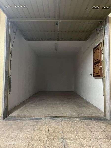 Vende se Garagem - Grande imagem: 5/5