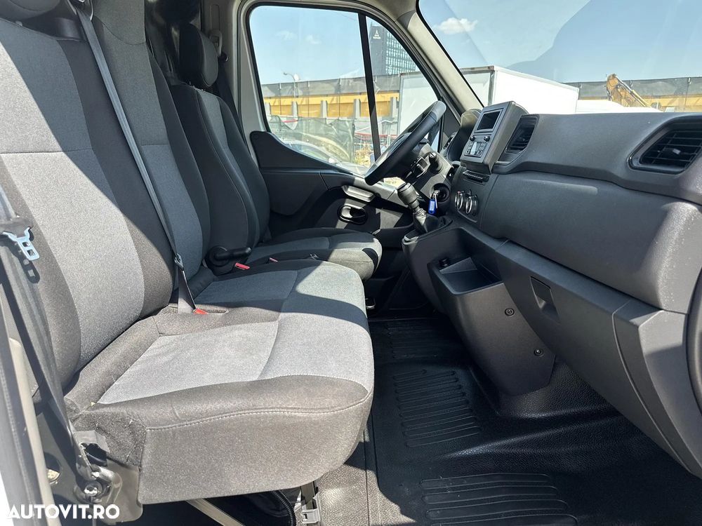 Renault Master - 10