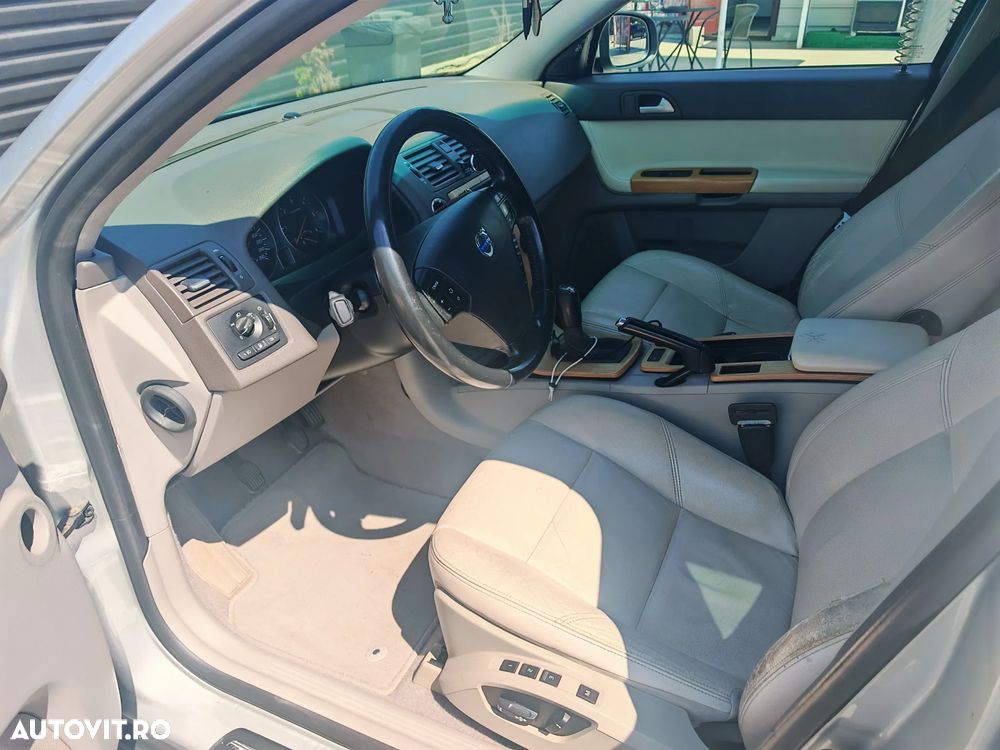 Volvo V50 D4 Business Edition - 10