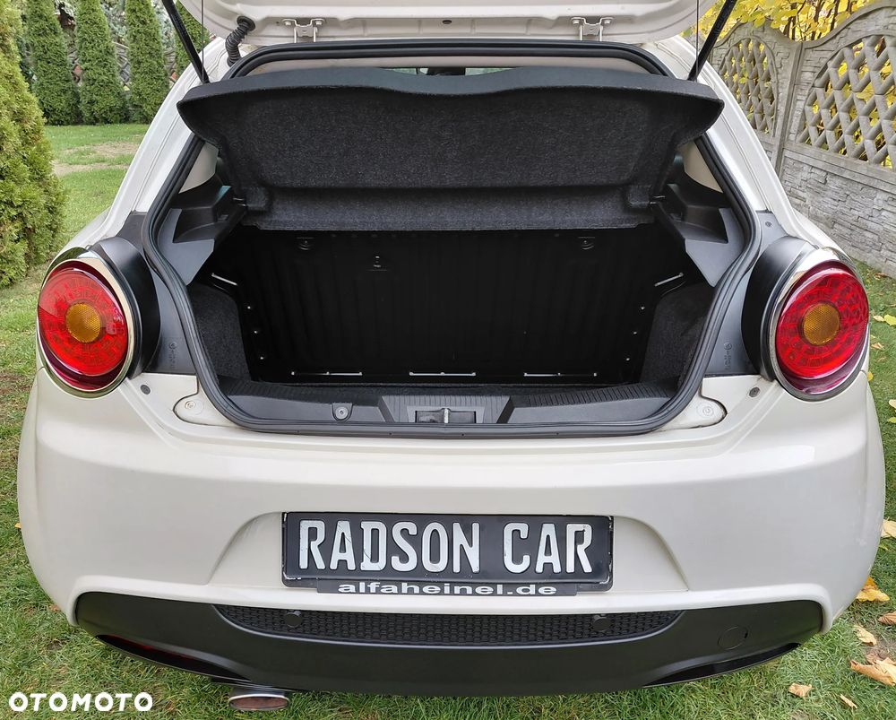 Alfa Romeo Mito - 12