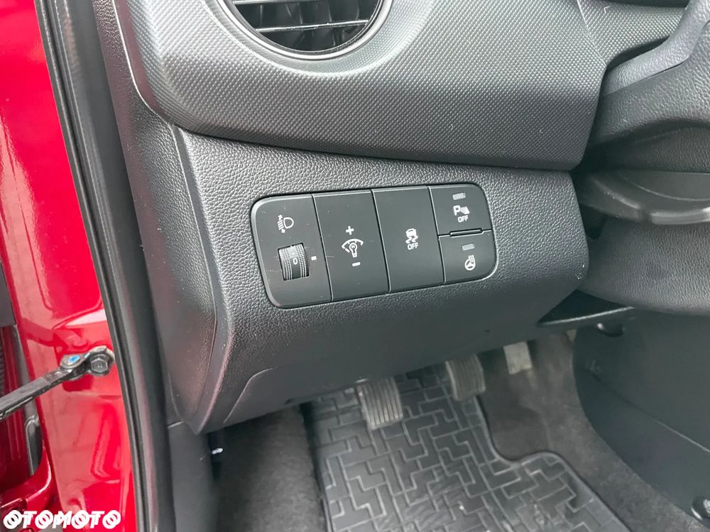 Hyundai i10 1.0 BlueDrive Black Line - 16