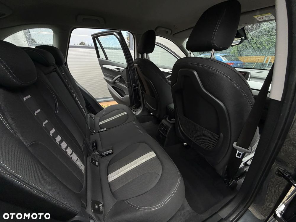 BMW X1 sDrive18d Advantage - 17