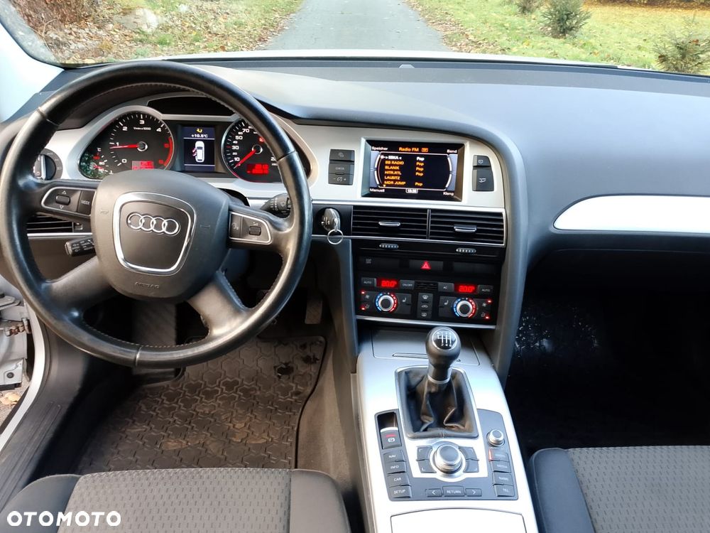 Audi A6 2010 photo 4