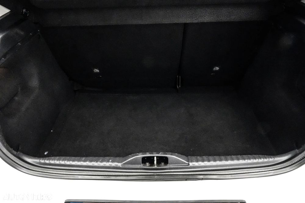 Citroën C3 1.2 PureTech S&S BVM Shine - 23