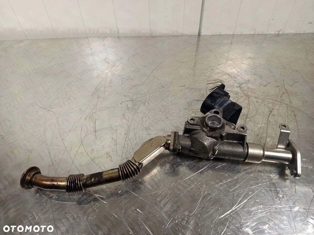 Zawór EGR BMW e87 e90 2.0 B 756324105 - 3